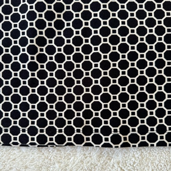 J. McLaughlin geo print dress black and cream size s small EUC - Picture 5 of 9